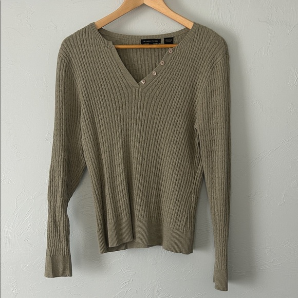 JEANNE PIERRE Sweaters - Jeanne Pierre Cable Knit Ribbed V-Neck Light Green Sweater